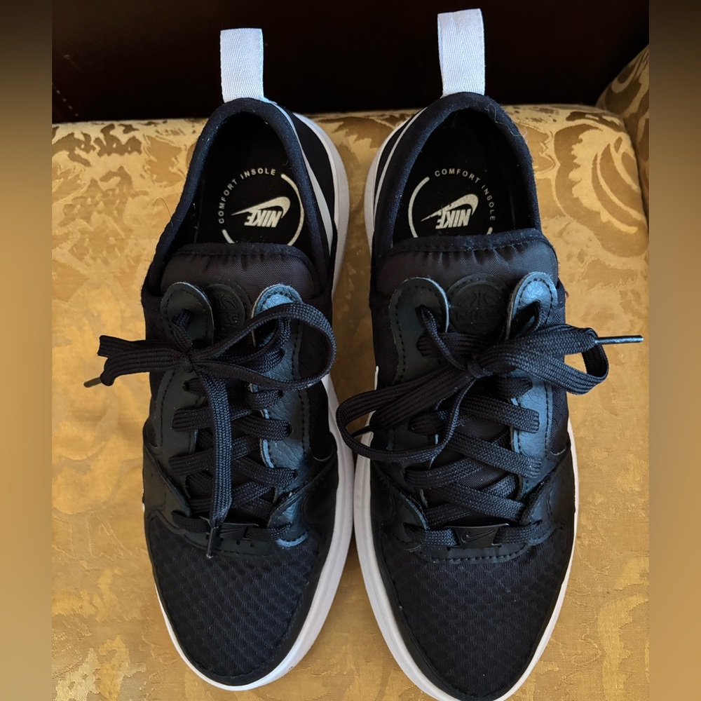 Nike Women's sneakers size 7 - Picture 11 of 14